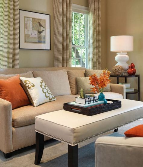 How to use color to tie an entire room together Boston Living Room, Long Narrow Living Room, Teal Living Rooms, Narrow Living Room, Modern Living Room Interior, Fall Living Room Decor, Fall Living Room, Living Room Orange, Living Room Color Schemes