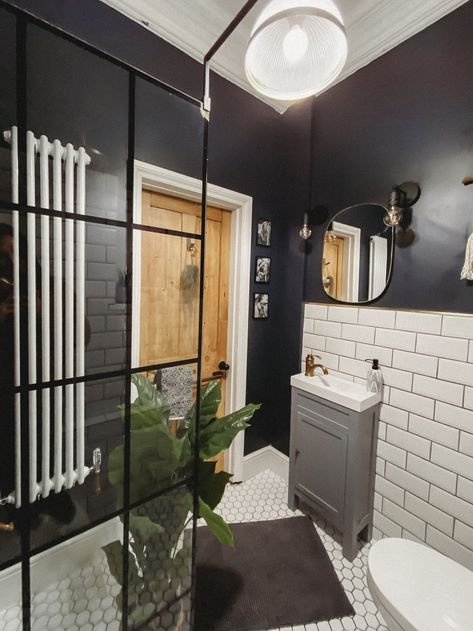 Black Metro Tiles Bathroom, Victorian Shower Room, Railings Farrow And Ball, Black Shower Screen, Farrow And Ball Railings, Metro Tiles Bathroom, White Metro Tiles, Small Bathroom Renos, Brass Bathroom Faucet