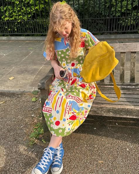 Whimsical Work Outfit, 90s Teacher Outfits, Funky Outfits Aesthetic, Quirky Fashion Vintage, Art Girl Aesthetic Outfit, Dyke Fashion, Upcycle Fashion Diy, Funky Aesthetic, Quirky Clothing