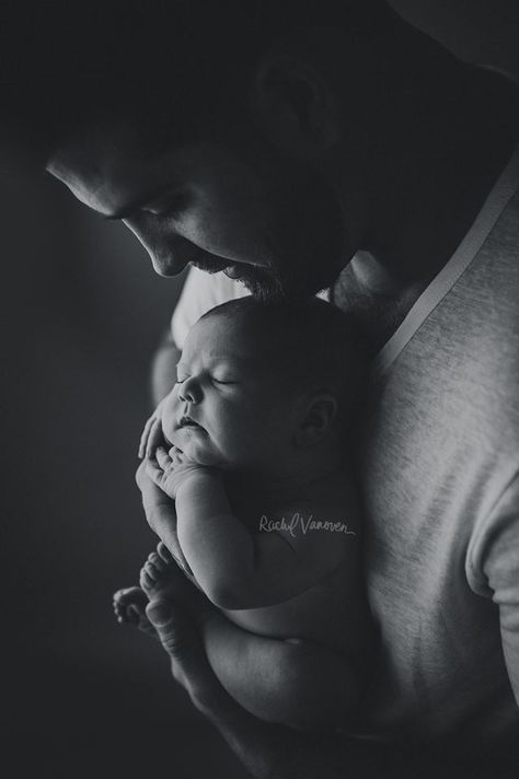 Rachel Vanoven Photography, Newborn Lifestyle Session, Emotional Photography, Newborn Baby Photography, Lifestyle Newborn, Baby On The Way, Newborn Photoshoot, Newborn Pictures, Bw Photo