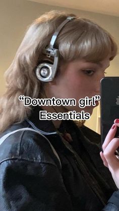 Downtown Girl Essentials, Essentials Clothes, Girl Essentials, Outfit Essentials, Cute Clothing Stores, Cute Clothing, Downtown Outfits, Model Inspo, Downtown Girl