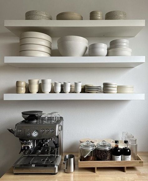 Coffee Organization Ideas, Coffee Mood, Home Coffee Stations, Home Coffee Bar, Coffee Bar Home, Hus Inspiration, Coffee Station, Dream House Interior, Apartment Inspiration