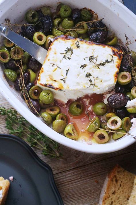 Baked Feta With Olives, Feta With Olives, Cheerful Kitchen, Thyme Honey, Fest Mad, Baked Feta, Thanksgiving 2020, God Mat, Favorite Appetizers