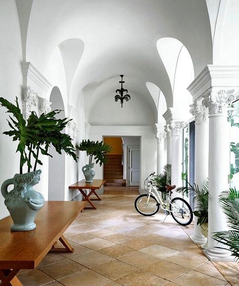 Best Interior Design Projects by Jacques Grange Aerin Lauder, Seaside House, Palm Beach Style, Patio Interior, Celebrity Houses, Architectural Features, Stone Flooring, Raised Beds, Cool Rooms