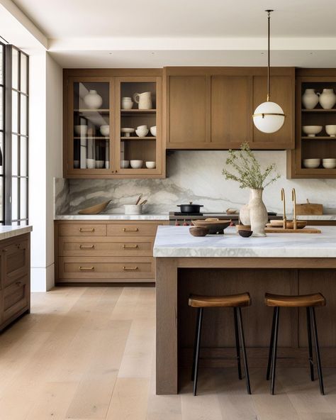 KITCHEN INSPIRATION: darker wood cabinetry & super veiny marble countertops with matching backsplash & white oak floors. Love this color… | Instagram Veiny Marble, Backsplash White, White Oak Kitchen, Transitional Decor Kitchen, White Oak Floors, Oak Kitchen, Kitchen Inspiration Design, Kitchen Marble, Transitional Decor