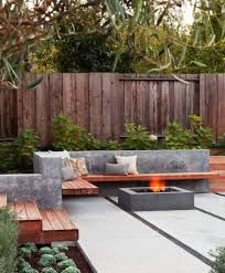 35 Modern outdoor patio designs that will blow your mind Modern Backyard Design, Jardim Diy, Modern Outdoor Patio, Modern Front Yard, Outdoor Patio Designs, Contemporary Patio, Modern Garden Design, Backyard Lighting, Modern Backyard