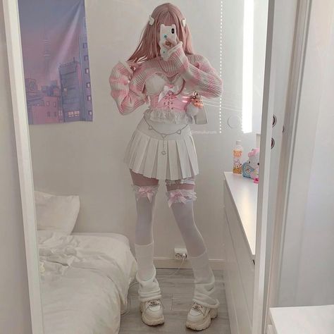 cute soft pastel goth outfit alternative alt kawaii cutecore sanrio kawaiifashion japanese fashion pink Pastel Pink Outfits Aesthetic, Pink Goth Outfits, Kawaii Alt, Alt Y2k, Sakura Mochi, Birthday 11, Kawaii Outfit Ideas, Outfits Pastel, Goth Outfit Ideas