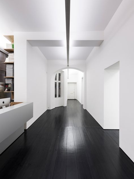 Galerie Berinson | Leibal Black Floorboards, Black Hardwood Floors, Black Flooring, Black Wood Floors, Dark Wooden Floor, Dark Floors, Wood Tile Floors, Dark Wood Floors, Black Floor