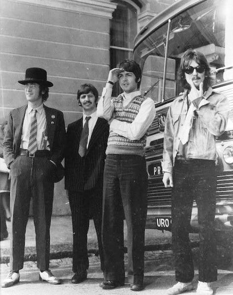 The Beatles Magical Mystery Tour, Beatles 1967, The Magical Mystery Tour, Beatles Magical Mystery Tour, Beatles Quotes, Magical Mystery Tour, Beatles Love, Beatles Photos, John Lennon Beatles