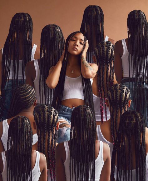 Hair Business Photoshoot Ideas Black Women, Hairstylist Branding, Black Hair Salons, Friendship Photoshoot, Grad Photoshoot, Hair Photography, Business Photoshoot, Branding Photoshoot Inspiration, Creative Photoshoot Ideas