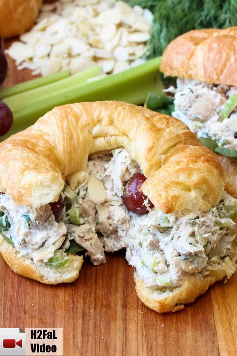 best-ever chicken salad recipe Resep Sandwich, Roast Beef Sandwich, Resep Salad, Chicken Salad Sandwich, Kampot, God Mat, Salad Sandwich, Deilig Mat, Chapati