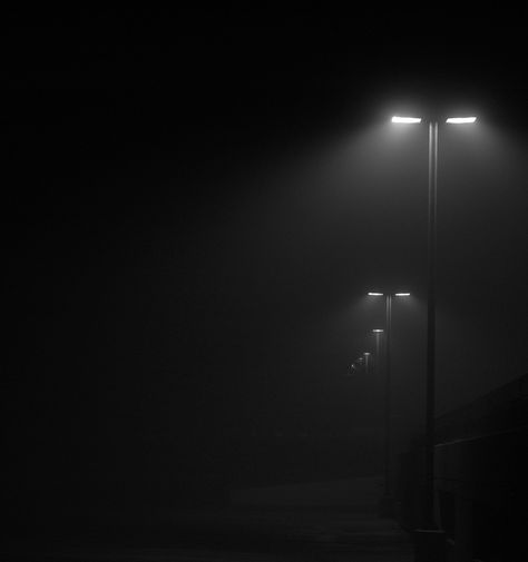 Neath the halo of a streetlamp...I turned my collar to the cold and damp... Streetlamp Aesthetic, Black Wallpapers For Phone, Waste Land, Darkest Minds, Wallpapers For Phone, Black Wallpapers, Scenic Wallpaper, Desktop Wallpaper Pattern, The Darkest Minds