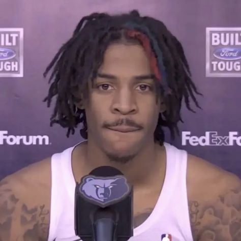 Ja Morant Pfp, Nba Pfp, Men Selfies, Ja Morant Style, Mens Dreads, Pfp Gif, Pfp Funny, Fits Inspiration, Old School Fashion