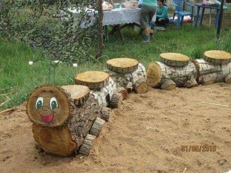 Tre Kunst, Wood Log Crafts, Wood Yard Art, Sensory Garden, Natural Playground, Home Decor Ideas Living Room, Home Decoration Ideas, Backyard Playground, Urban Oasis