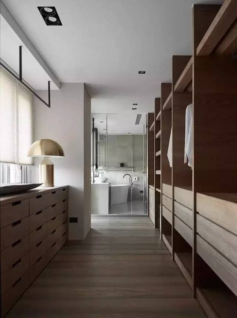 Dream Closet Design, Walk In Closet Design, Closet Layout, Wardrobe Room, Bedroom Closet Design, غرفة ملابس, Hus Inspiration, Room Closet, Wardrobe Closet