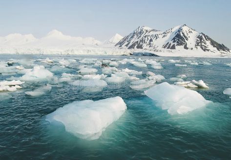 Arctic Cruise, Arctic Landscape, Pole Nord, Arctic Sea, Sea Ice, Arctic Ocean, Albufeira, Luxury Cruise, Arctic Circle