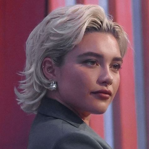 Vlasové Trendy, Hair Inspiration Short, Peinados Fáciles Para Cabello Corto, Florence Pugh, Hair Reference, Cut My Hair, العناية بالشعر, Aesthetic Hair, Hairstyles Haircuts