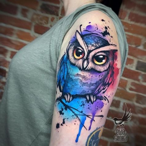 Watercolor Owl Tattoos, Colorful Owl Tattoo, Tattoo Bunt, Owl Tattoo Drawings, Cute Owl Tattoo, Model Tattoo, Owl Tattoo Design, Watercolor Tattoos, Disney Tattoo