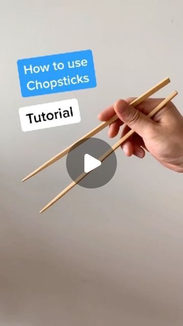 Easy Way To Use Chopsticks, How To Eat From Chopsticks, How To Eat With Chopsticks How To Use, Using Chopsticks How To, Chop Sticks How To Use, How To Use Chopsticks Easy, How To Use Chopsticks Tutorials, Chopstick Tutorial, How To Eat With Chopsticks