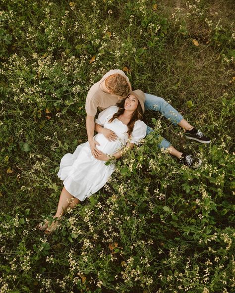 Maternity in the flower field 🥹 a dream come true! 🌼 #maternityphotography #tampaphotographer #tampafl #floridaphotographer #flphotographer #couplesphotography #gpresets #unscriptedposingapp #ignitedmotherhood #collageableapp #collageable #scrl #familyphotography #flowerfields #flowerfield Maternity Flower Field Photoshoot, Maternity Photos Field, Pregnant Ideas, Pregnant Photo, Gender Reveal Photos, Maternity Photoshoot Poses, Nature Photoshoot, Family Pic, Maternity Pics