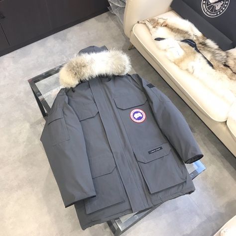 #CanadaGoose #downjacket #candagoosedownjacket #Replicacandagoose #Replicadownjacket whatsapp:+8613024730673 Jackets Fashion Casual, Warm Coats, Canadian Goose, Winter Parka, Winter Outerwear, Letter Embroidery, Fashion Belts, Outdoor Fashion, Warm Coat