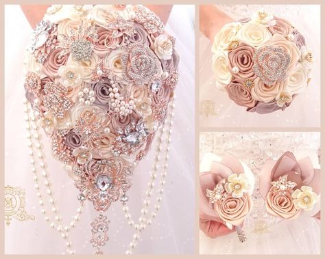 Wedding bouquet. Rose gold champagne teardrop brooch bouquet | Etsy Cascading Brooch Bouquet, Pearl Brooch Bouquet, Wedding Bouquet Champagne, Rose Gold Wedding Accessories, Rose Gold Brooch Bouquet, Gold Wedding Bouquets, Rose Gold Bouquet, Wedding Rose Gold, Teardrop Bouquet