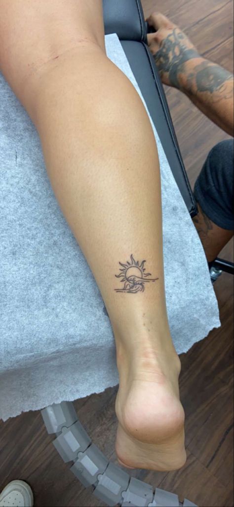 Nashville Tattoo, Tattoo Number, Number 4, Leaf Tattoos, Maple Leaf Tattoo, Nashville, Tatting, Decor Ideas, Room Decor