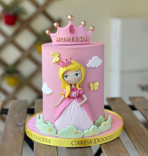 64 creative birthday cakes for kids. | MÉLÒDÝ JAC�ÒB Barbie Themed Cake, Princess Theme Cake, Cakes For Kids, Blue Birthday Cakes, Disney Princess Cake, Minnie Cake, Princess Birthday Cake, Pink Birthday Cakes, Creative Birthday Cakes