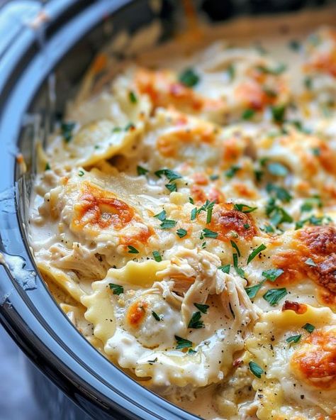 Whipped this up twice and it rocked each time! Can't wait to do it again. Chicken Rotisserie, Cheese Ravioli, Crockpot Dishes, Chicken Alfredo, Crockpot Recipes Slow Cooker, Chicken Recipes Casserole, Do It Again, Crock Pot Cooking, Chicken Dishes Recipes