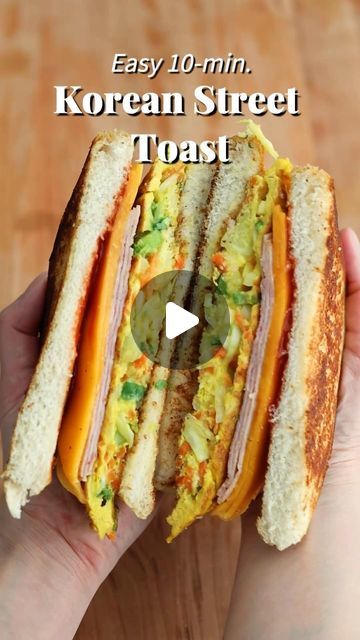 Korean Street Toast Sandwich, Korean Street Food Egg Sandwich, Korean Egg Toast Recipe, Korean Street Toast Recipe, Korean Street Sandwich, Korean Sandwich Recipe, Korean Egg Sandwich, Omelet Sandwich, Korean Sandwich