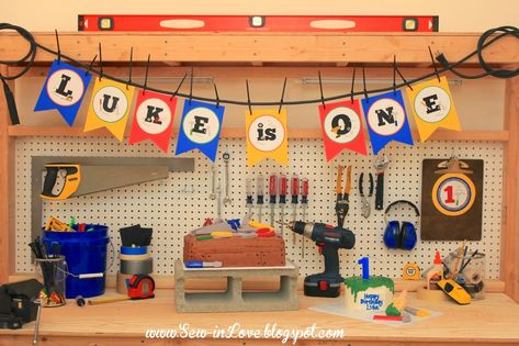 Handyman Birthday Party, Handyman Birthday, Mechanic Birthday, Tools Birthday Party, Handy Manny, Birthday Party Images, Luke 2, Construction Birthday Parties, Tool Party