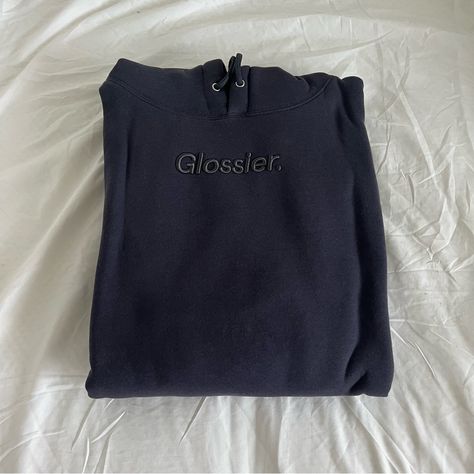 Glossier Soho Store Exclusive Limited Edition You Look Good Hoodie In Graphite All Sizes Available New With Tags Nwt Back To School Basics Clothes, Glossier Hoodie Outfit, Glossier Merch, Mad Happy Hoodie, Hoodie Wishlist, Glossier Hoodie, Glossier Sweatshirt, Nike Hoodie Outfit, Bday Wishlist