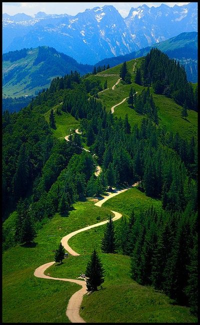 Mountain path in Austria Winding Road, Alam Yang Indah, In The Mountains, Albania, Beautiful World, Beautiful Landscapes, Wonders Of The World, The Great Outdoors, Places To See