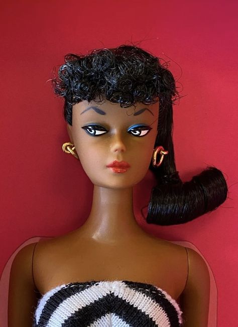 Vintage Black Barbie Art, Delaney Core, Grad Shoot, Black Barbies, Face Mold, Barbie Theme, Fashion Glamour, Valley Of The Dolls, Vintage Lady