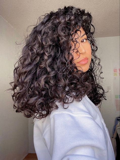 Milkshake Hair, Milkshake Hair Products, 3a Hair, 3b Hair, Hair Inspiration Long, Curly Haircuts, Hair Photography, Curly Hair Inspiration, Curly Girl Hairstyles