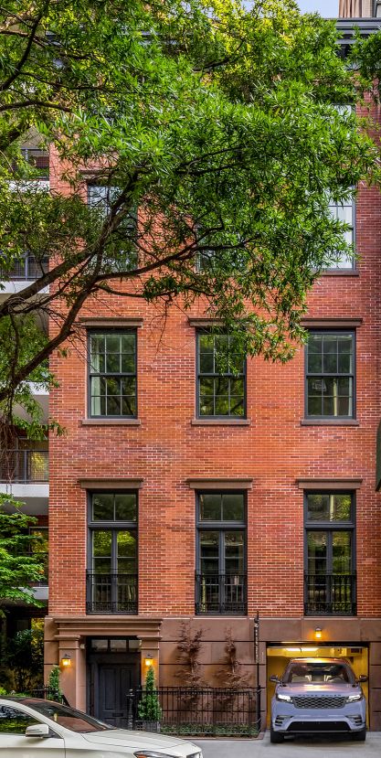 Nyc Brownstone, West Village Townhouse, New York Townhouse, Nyc Townhouse, Townhouse Exterior, Classical House, Garage Interior, Multi Family Homes, Greenwich Village