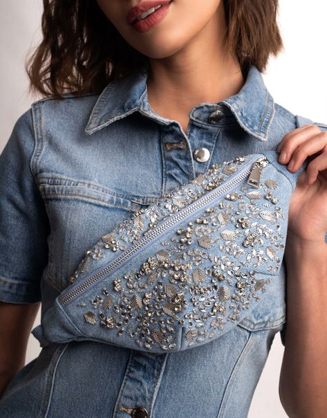 Bags 2024 Denim, Golden Aura, Bedazzled Jeans, Denim Headband, Rhinestone Outfit, Denim Clutch, Embroidery Fashion Detail, Бисер Twin, High Fashion Branding