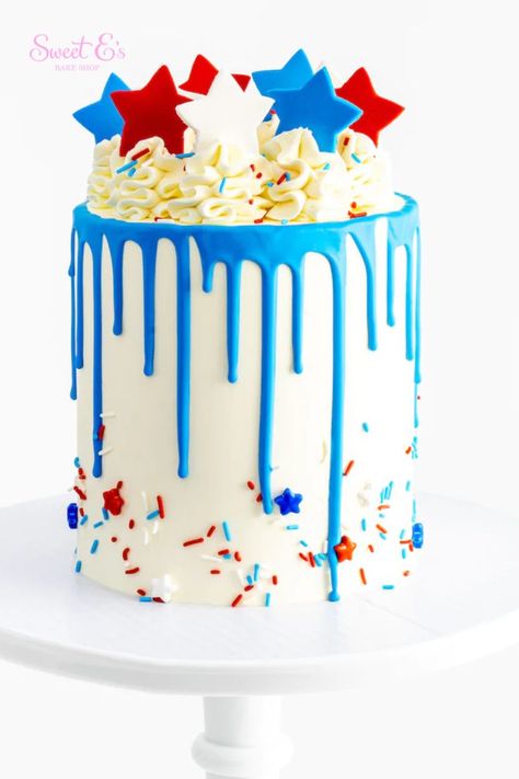 4 Th Of July Cake Ideas, Red White Blue Smash Cake, Firecracker Birthday Cake, Fourth Of July Smash Cake, July 4th Cake Ideas, Red And Blue Birthday Cake, Red White Blue Birthday Cake, Red White And Blue Cake Ideas, 4th Of July Cakes Ideas