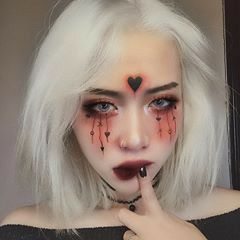 Makeup Looks Alternative, Halloween Makeup Clown, Devil Makeup, Alt Makeup, Face Art Makeup, Graphic Makeup, Halloween Makeup Inspiration, Alternative Makeup, Art Makeup