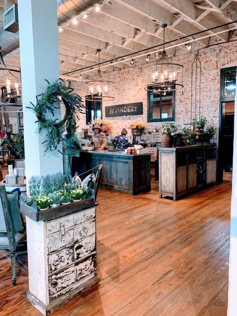 Mercantile Store Ideas, Succulents Shop, Silos Baking Co, Dream Boutique, Farmhouse Cafe, Magnolia Green, Magnolia Farms, Magnolia Table, Farm Store