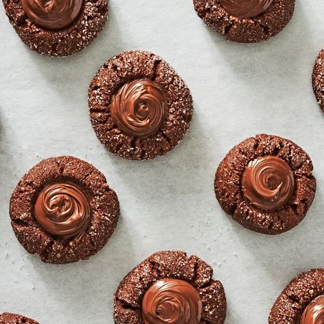 Best Chocolate Thumbprint Cookies - How to Make Chocolate Thumbprints Unique Cookie Recipes, Unique Christmas Cookies, Shrimp Corn, Chocolate Thumbprint Cookies, Fall Cookie Recipes, Thumbprint Cookies Recipe, Chowder Recipe, Cajun Shrimp, Christmas Cookies Easy