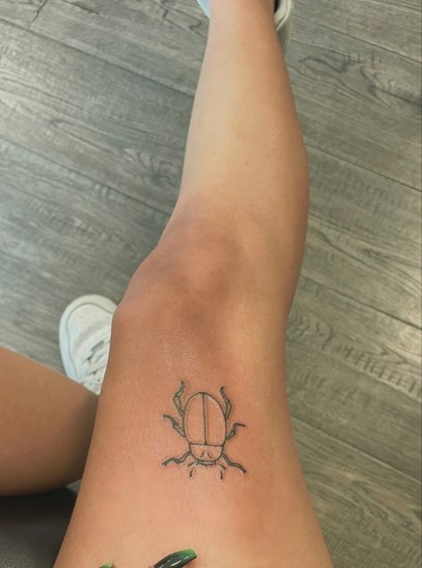 Small beetle tattoo (no more than 2 inches) on thigh Small Beetle Tattoo, Small Knee Tattoo, Small Leg Tattoo, 2 Inch Tattoo Ideas, Scarab Beetle Tattoo, Small Thigh Tattoos, Beetlejuice Tattoo, Taboo Tattoo, Beetle Tattoo