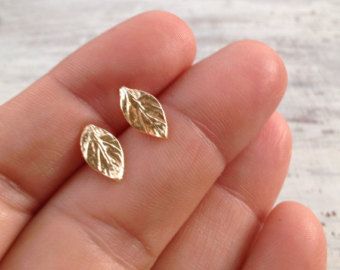 Boho Earrings Gold, Handmade Gold Earrings, Delicate Earring, Gold Earrings Stud, Earring Small, Everyday Earrings Studs, Earrings Leaf, Simple Stud Earrings, Gold Leaf Earrings