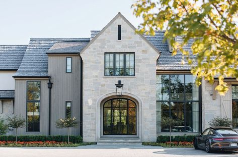 This modern English country estate home designed by Grand Tradition Homes along with Kate Marker Interiors is located in Bannockburn, Illinois. English Country Estate, Modern English Country, Modern French Country, Casa Country, Beautiful Home Designs, Modern English, Modern French, Casa Exterior, Modern Cottage