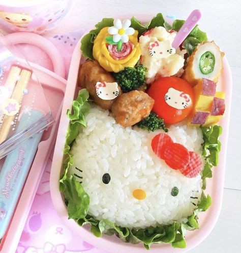 Hello Kitty Bento, Japanese Food Bento, Cute Bento, Kawaii Cooking, Rice Ball, Bento Recipes, Cute Baking, Cute Snacks, Kawaii Food