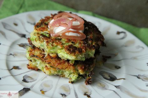 Brussels Sprouts Fritters. Sprout Recipes, Brussels Sprouts Recipe, Allergy Free Recipes, Brussels Sprouts, Brussel Sprouts, Veggie Recipes, Brussel Sprout, Brussels, Good Eats