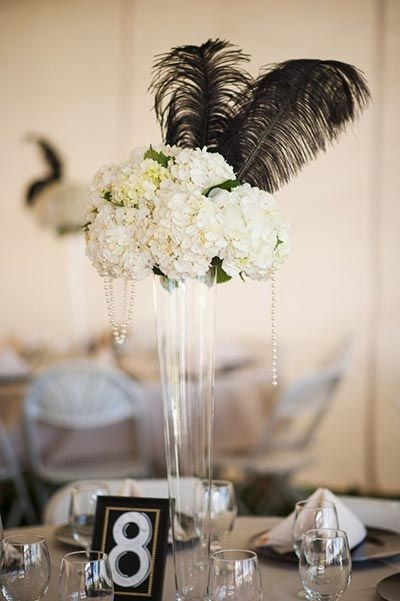 Great Gatsby Centerpiece Ideas, Feathers Decorations, Gatsby Wedding Decorations, Gatsby Event, Great Gatsby Themed Wedding, 1920s Wedding Theme, 20s Wedding, Gatsby Wedding Theme, Great Gatsby Theme