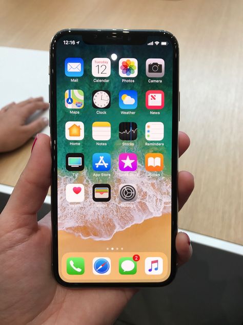 Iphone In Hand, Phone Apps Iphone, Iphone X Phone, T Mobile Phones, Application Iphone, Iphone 9, Accessoires Iphone, Apple Technology, Iphone 1