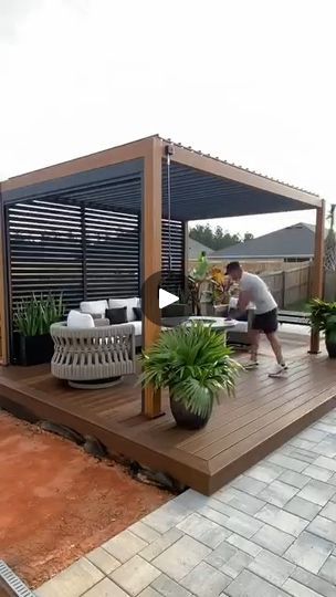 Pergola Shade Diy, Wall Pergola, 200k Views, Corner Pergola, Shrubs For Privacy, Pergola Diy, Privacy Walls, Diy Summer, Diy Deck