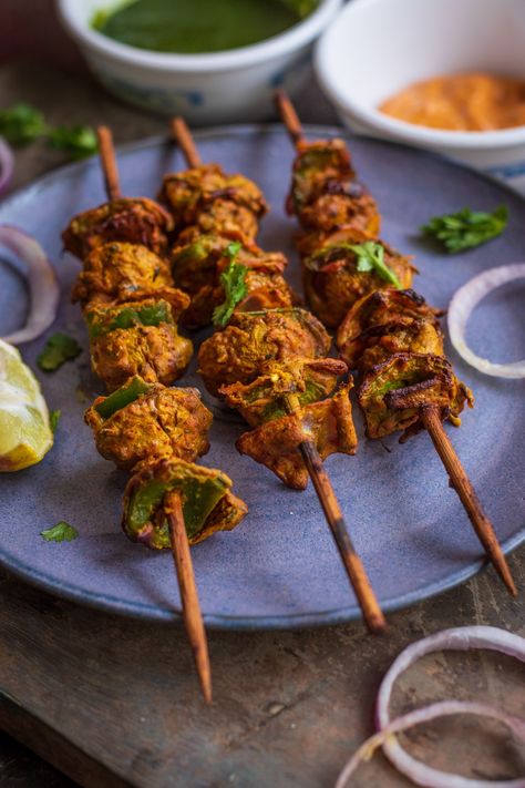 Mushroom recipe, tandoori mushroom, mushroom tikka, paneer tikka, airfryer recipe, high protein recipe, healthy recipes, starters, snacks, party snack, appetizer, healthy appetizer Mushroom Tikka, Bite Size Snacks, Bite Size, Skewers, Tandoori Chicken, Food Art, Stuffed Mushrooms, Pasta, Healthy Recipes